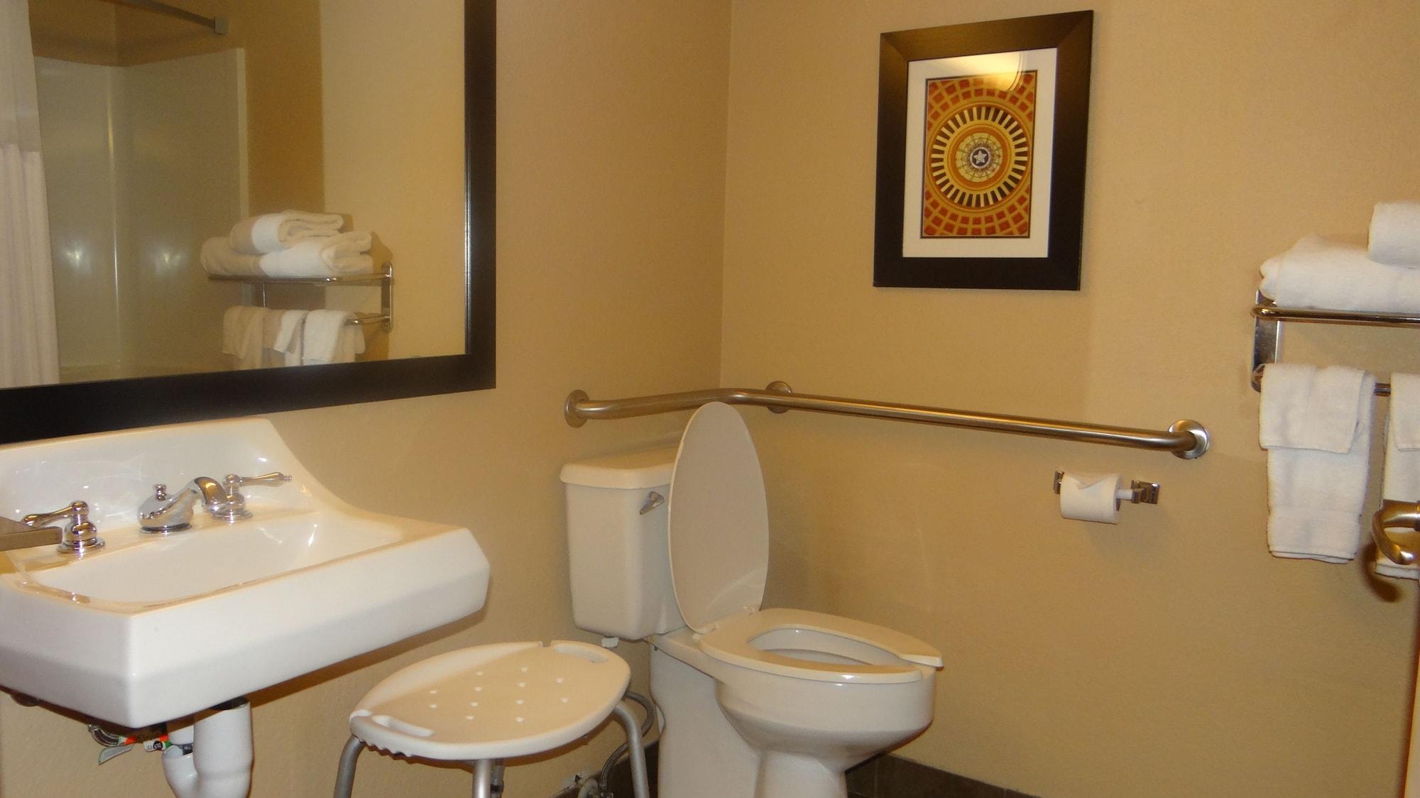Wyndham Garden Oklahoma City Resort & Conference Hotel Near Airport, Fairgrounds Paycom & I40 Ngoại thất bức ảnh